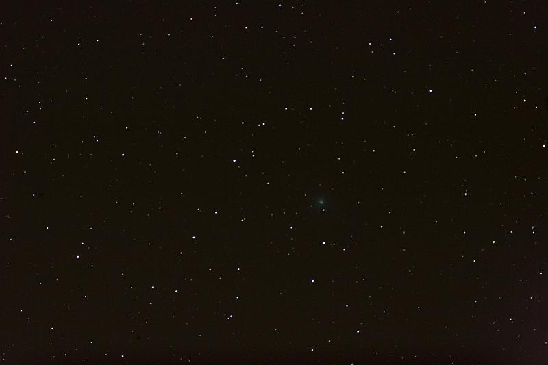IMG_8089.jpg - Another shot of 46P/Wirtanen -- note that it shifted slightly against the background stars.