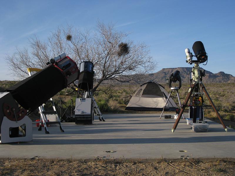 IMG_6241.JPG - Saturday night stargazing in Mojave National Preserve, one of the darkest spots in the US