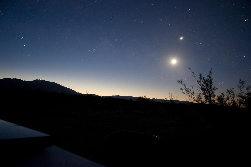 2011-01-29-chuckwalla-111.jpg - Dawn starts to break over Chuckwalla mountain. The bright objects are Venus and the moon.