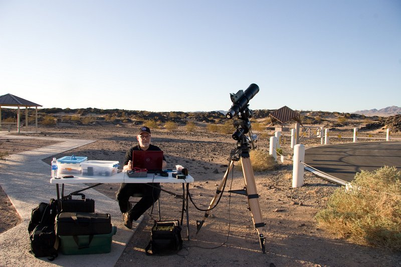 2011-10-amboy-106.jpg - Mojo with the mount wired and ready to go.