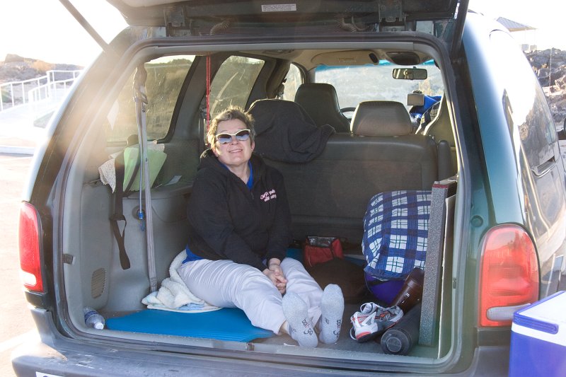 2011-10-amboy-115.jpg - The next morning, Jane is ready to emerge from a nap in the van.