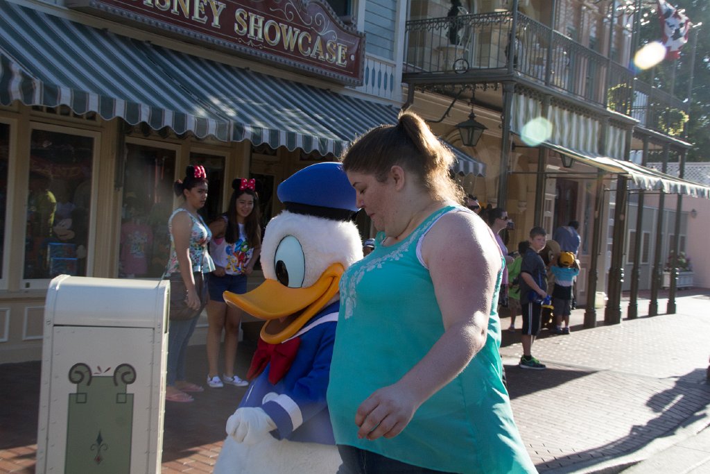 IMG_3594.jpg - Katherine flirts with Donald Duck.
